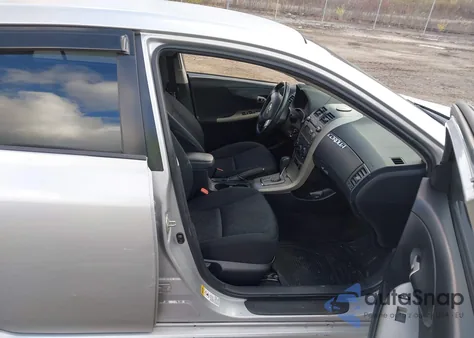 2010 Toyota Corolla S z USA, uszkodzony, nr VIN 1NXBU4EE8AZ226074